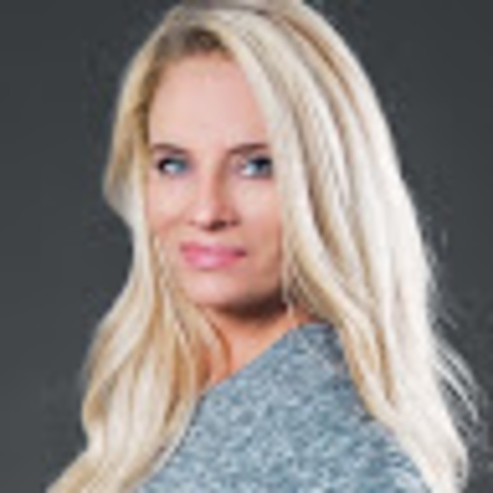 Meet your Posher, Angie